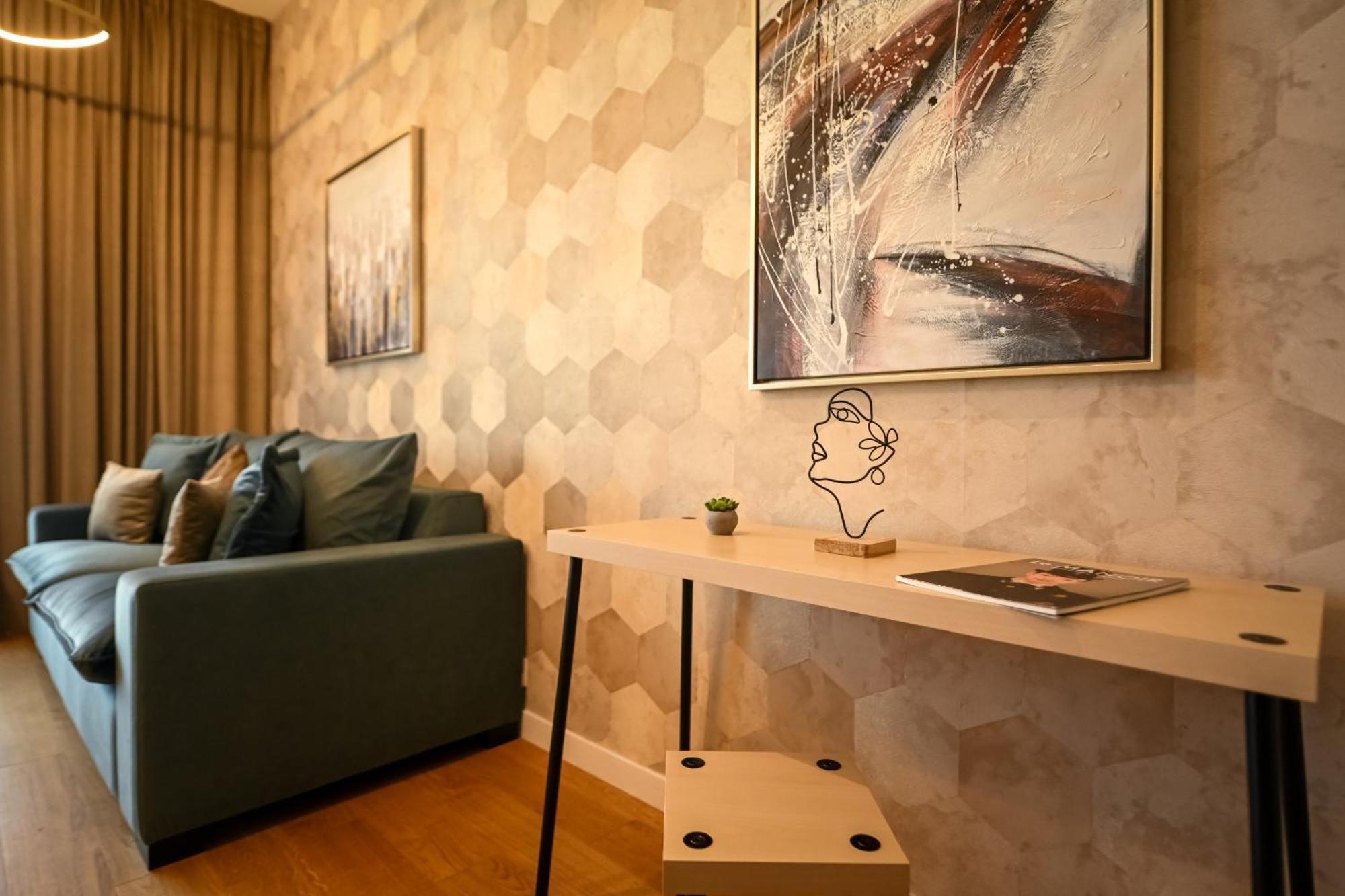 One Verdi Park Exclusive Apartments - Panoramic View & Private Parking Bucharest Room photo