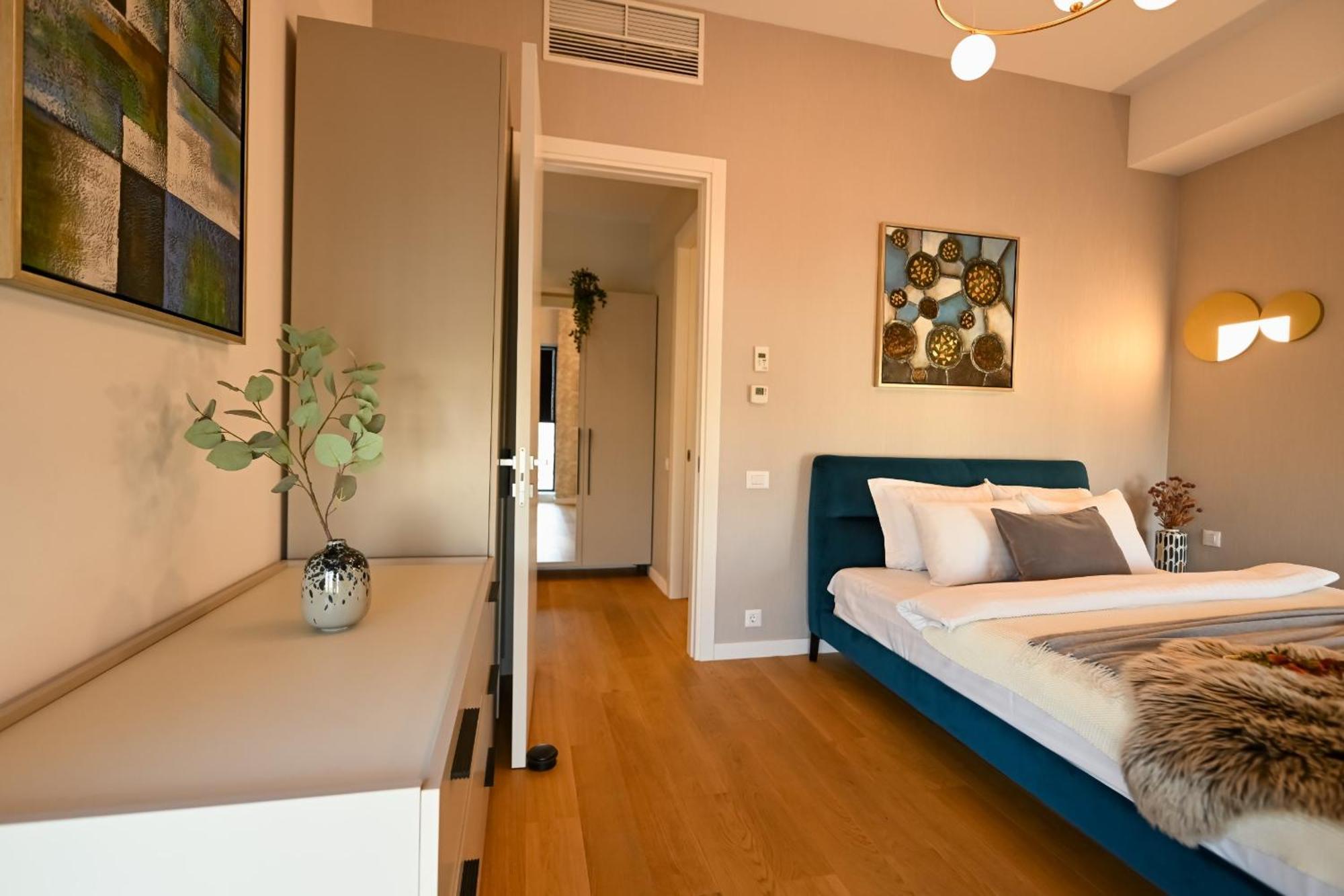 One Verdi Park Exclusive Apartments - Panoramic View & Private Parking Bucharest Room photo