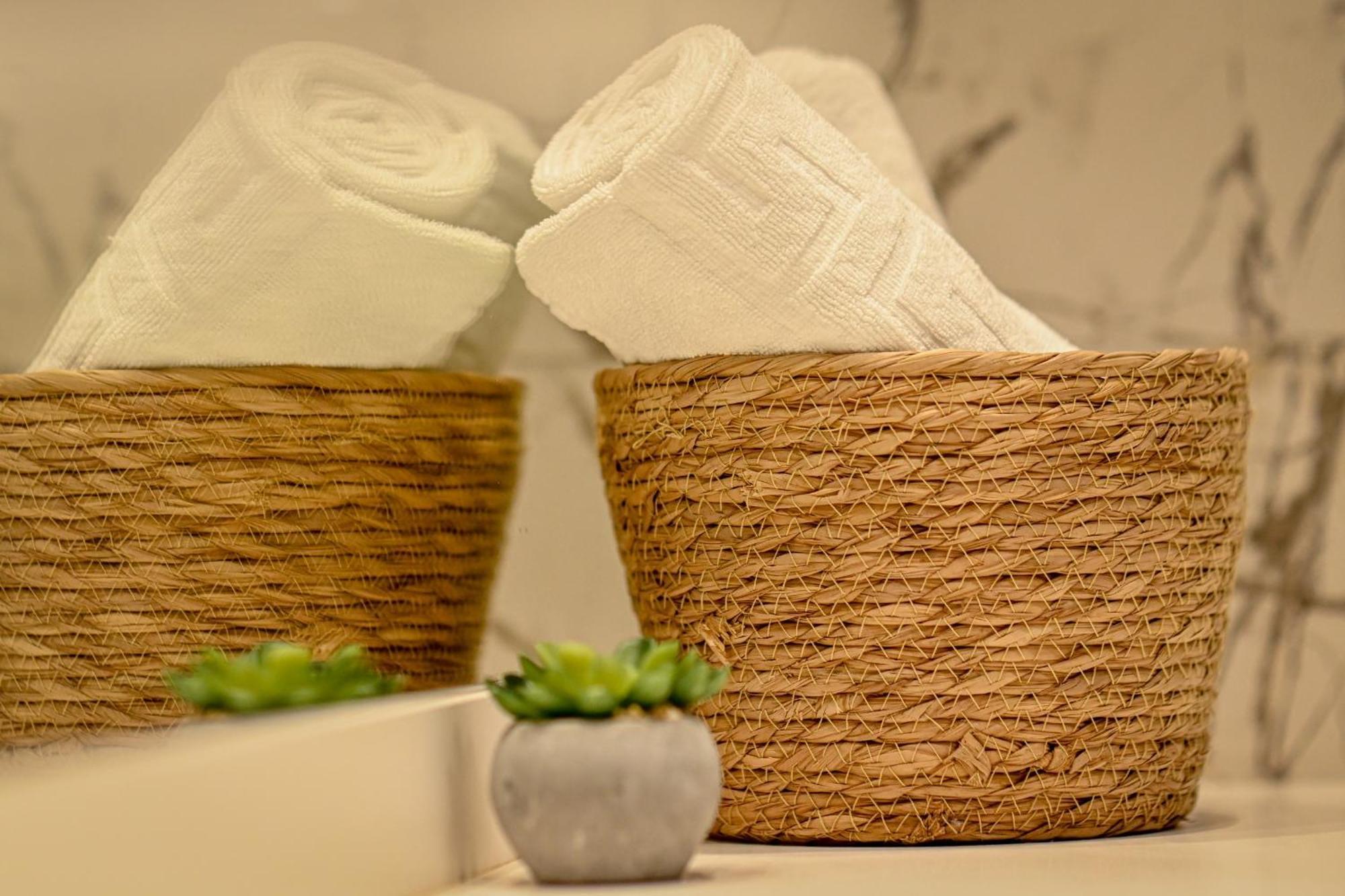 One Verdi Park Exclusive Apartments - Panoramic View & Private Parking Bucharest Room photo