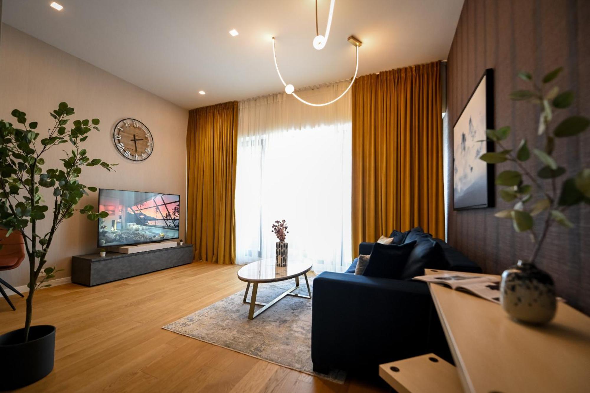 One Verdi Park Exclusive Apartments - Panoramic View & Private Parking Bucharest Room photo