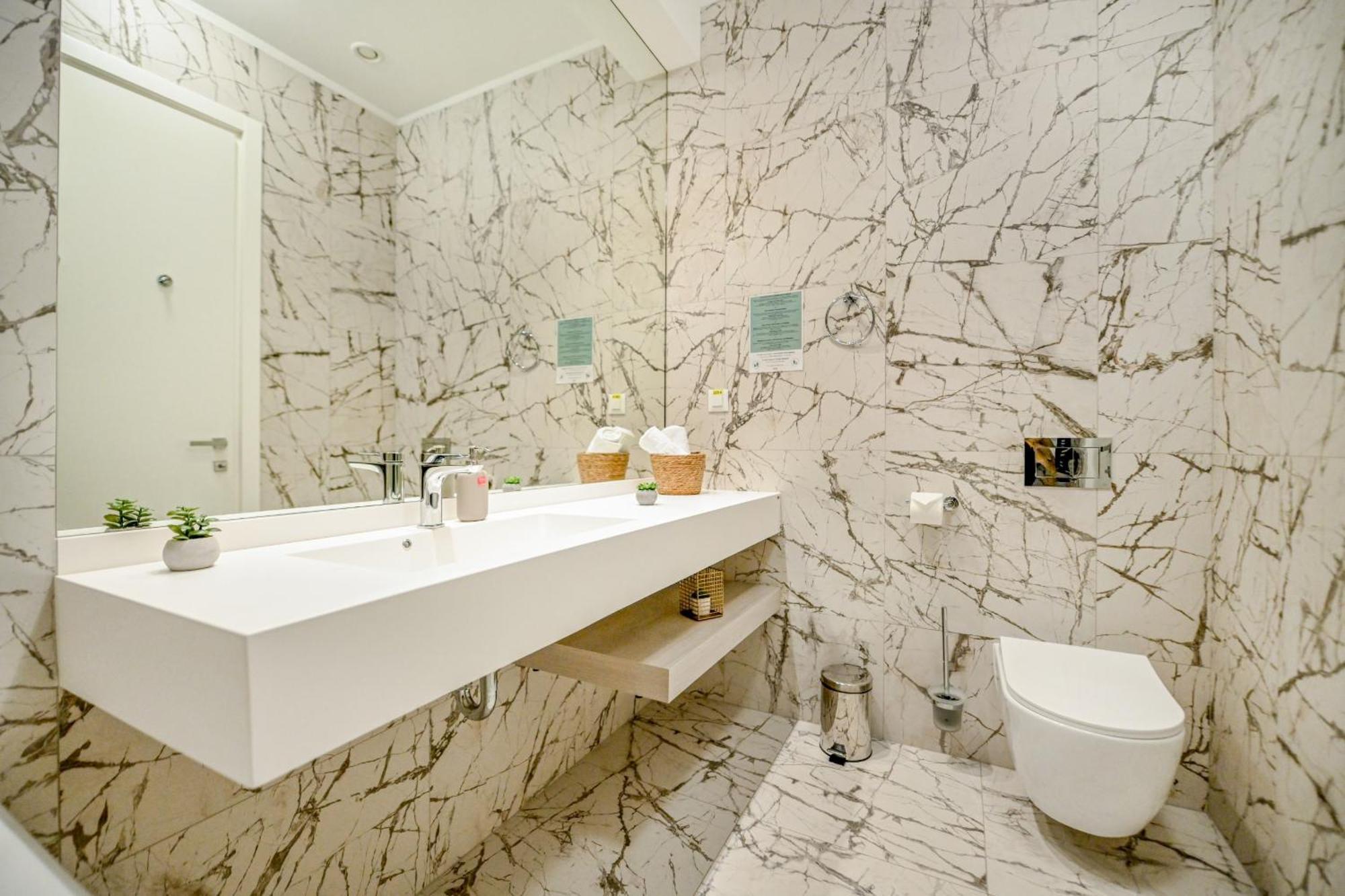 One Verdi Park Exclusive Apartments - Panoramic View & Private Parking Bucharest Room photo