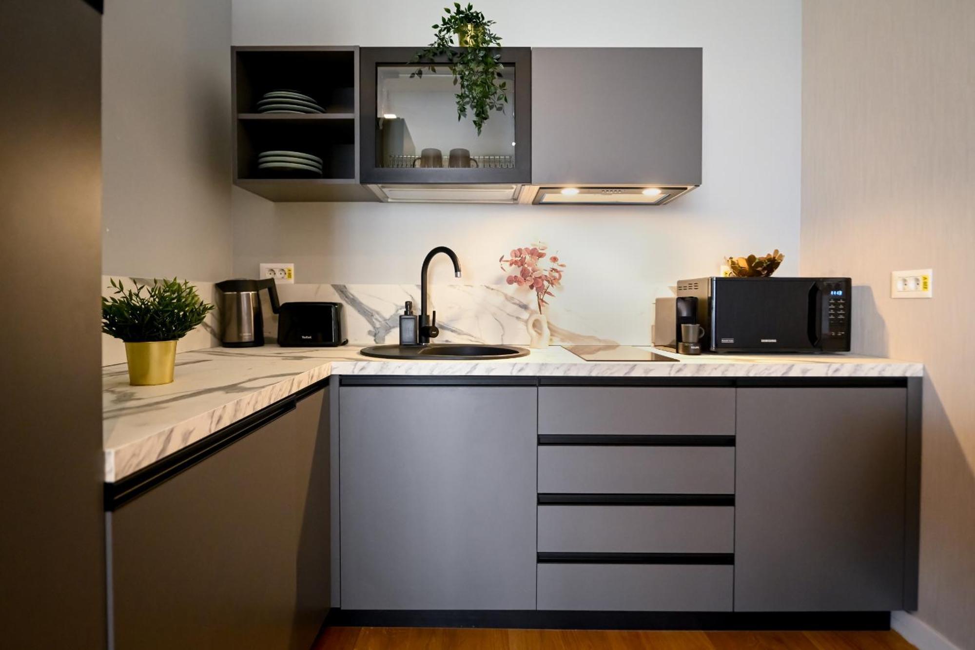 One Verdi Park Exclusive Apartments - Panoramic View & Private Parking Bucharest Room photo